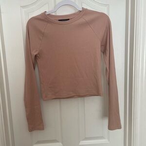 Forever 21 Pink Cropped Fitted Long Sleeve Sweatshirt
